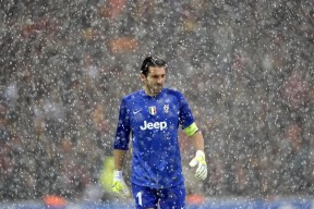 巴萨新星闪耀绿茵场，19岁天才横空出世，巴萨梯队新星